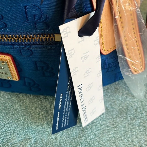 Dooney & Bourke Vintage Blue Handbag - Picture 5 of 13
